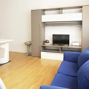 Rio central apartment Milán